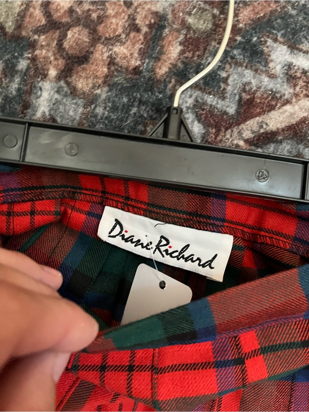 Vintage Classic Red Tartan Pleated Plaid Skirt - Size M 30” Waist (8) - Picture 4 of 7